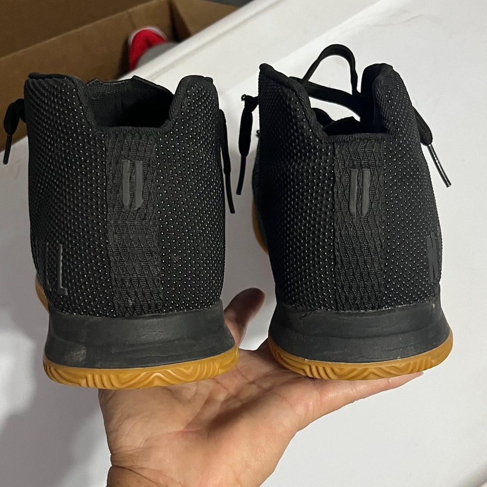 NOBULL Black and Tan Men's Athletic Shoes - Picture 4 of 7